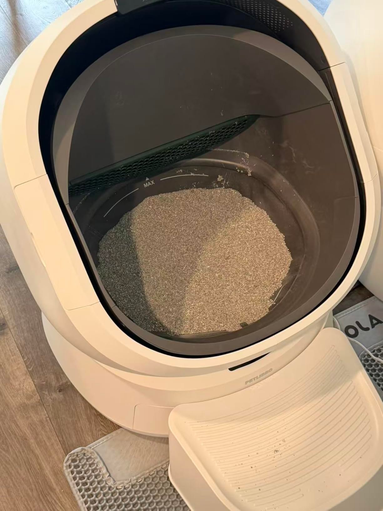 AI‑Powered Open‑Top Litter Box photo review