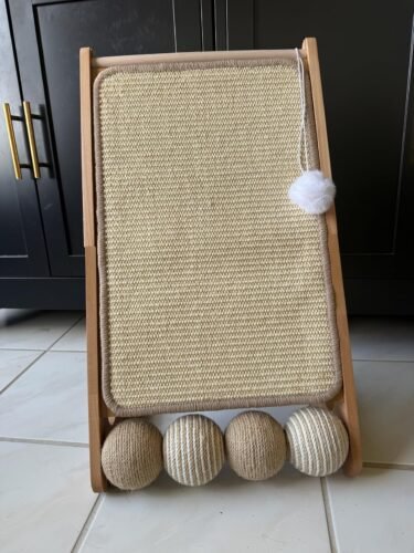 Wooden Sisal Cat Scratcher Ramp photo review